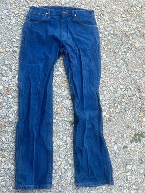 Wrangler Blue Denim Jeans with Orange Stitching 33x32